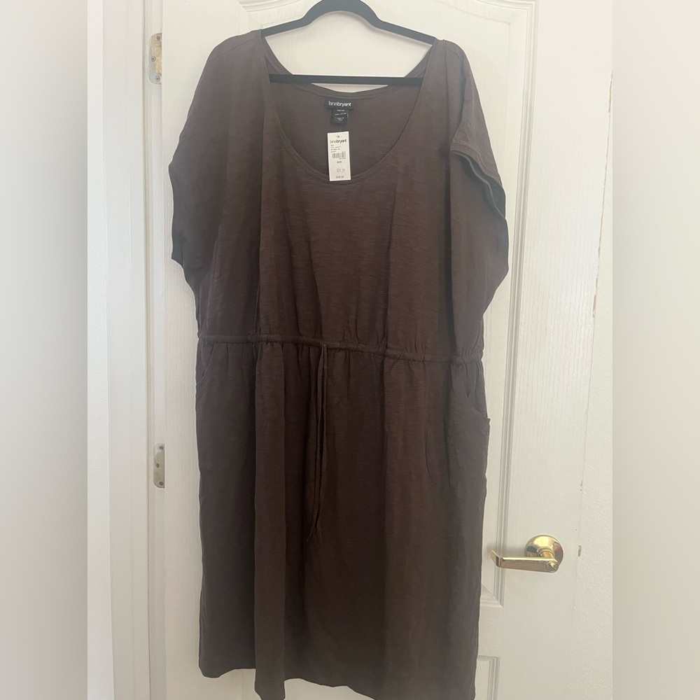 Lane Bryant NWT summer dress.  Pull string waist. Pockets. Brown. 26/28